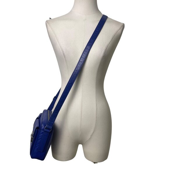 Fossil Women’s Blue Leather Adjustable Strap Dual Front Pockets Crossbody Bag - Picture 8 of 14